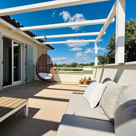 Luxury Villa In Istria - 9,000 Sqm Private Estate With Pool & Sauna, 15 Min To Sea, Near Fazana, 3 Bedrooms Juršići Екстериор снимка