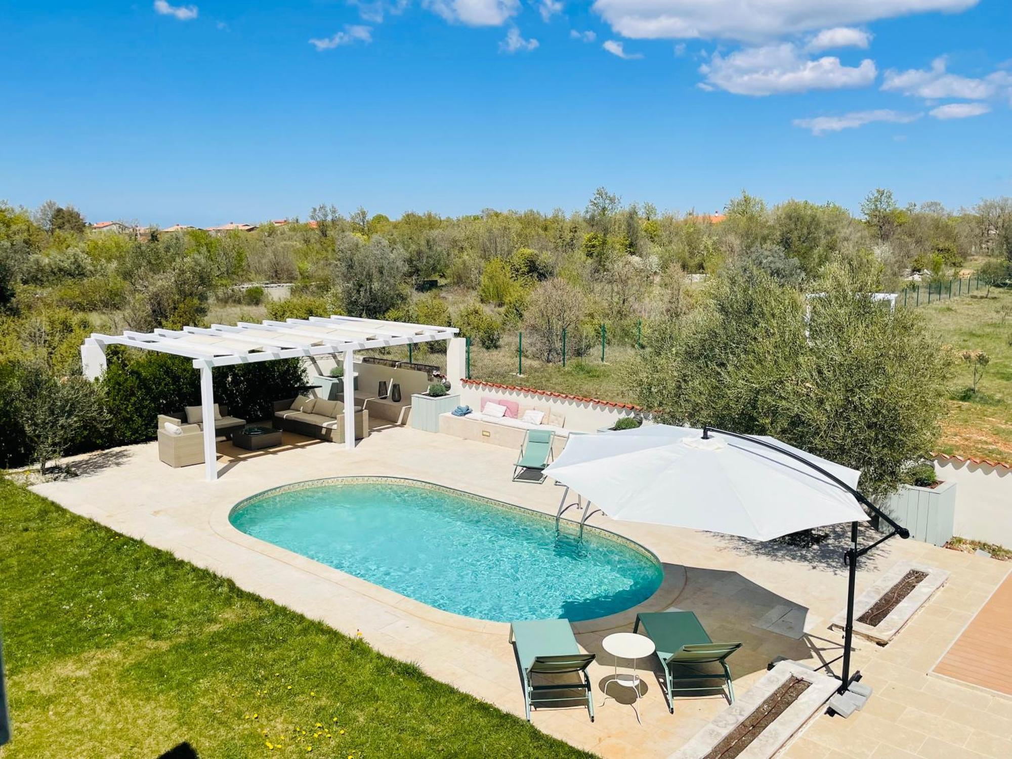 Luxury Villa In Istria - 9,000 Sqm Private Estate With Pool & Sauna, 15 Min To Sea, Near Fazana, 3 Bedrooms Juršići Екстериор снимка
