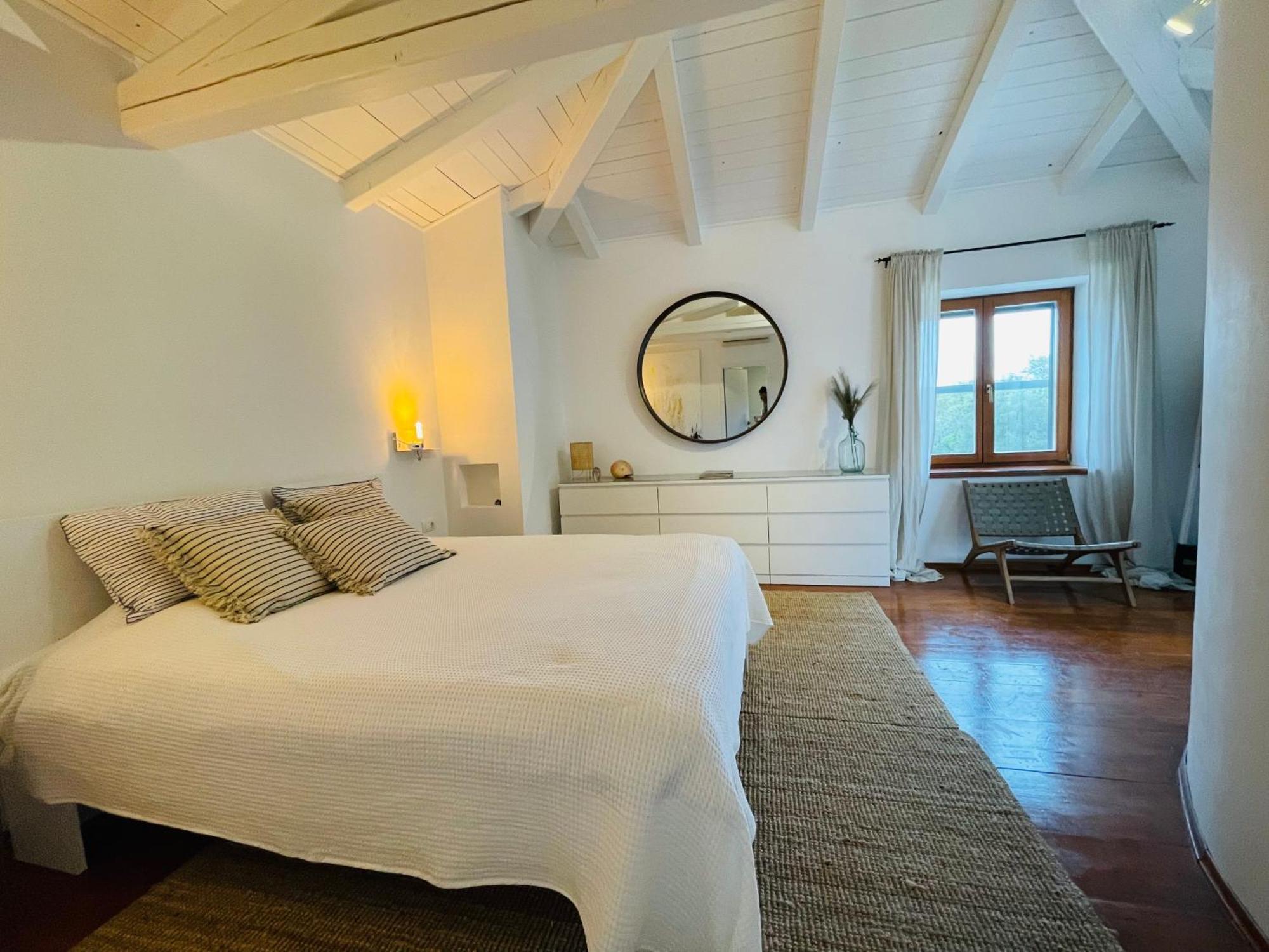 Luxury Villa In Istria - 9,000 Sqm Private Estate With Pool & Sauna, 15 Min To Sea, Near Fazana, 3 Bedrooms Juršići Екстериор снимка