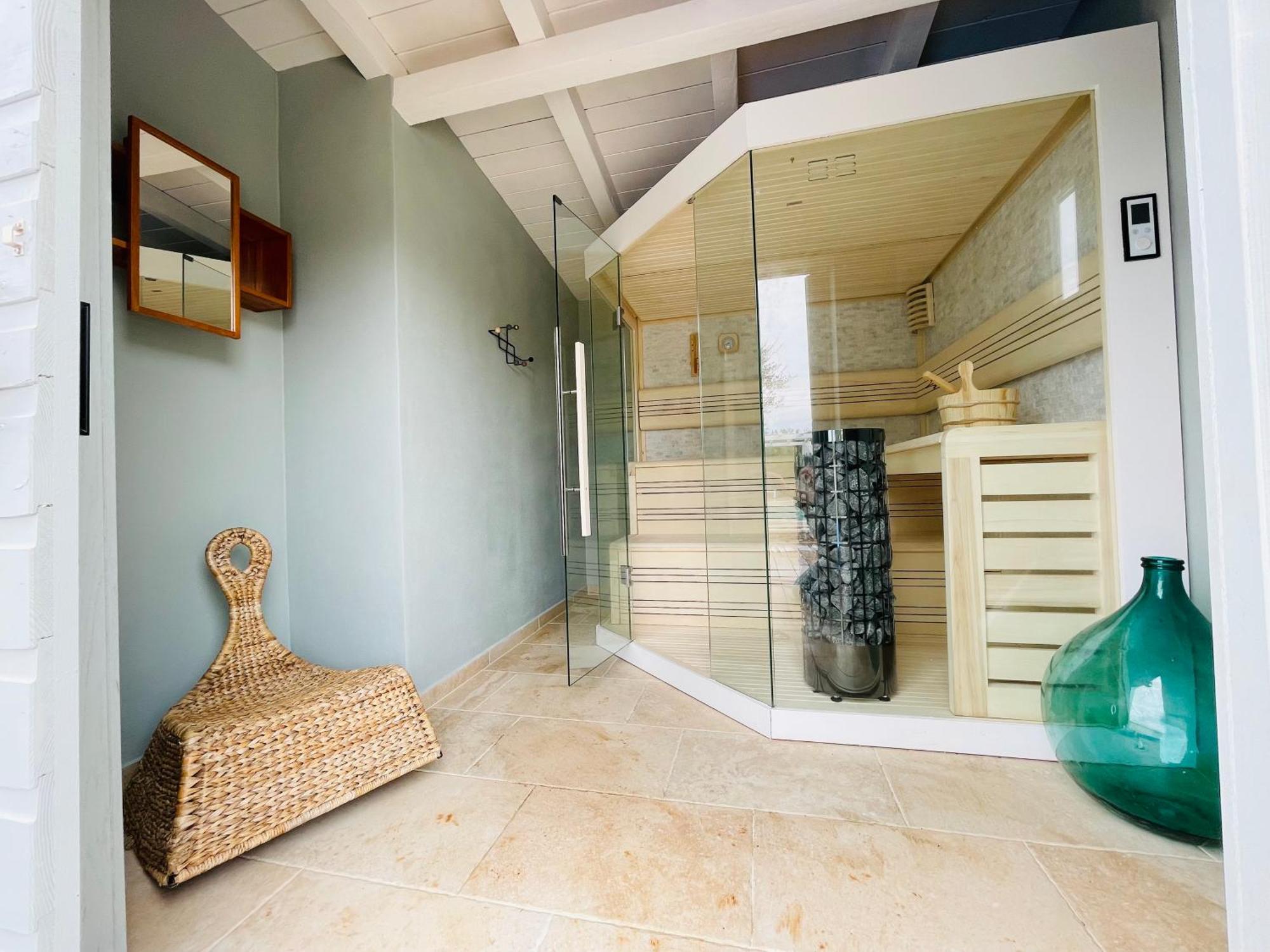 Luxury Villa In Istria - 9,000 Sqm Private Estate With Pool & Sauna, 15 Min To Sea, Near Fazana, 3 Bedrooms Juršići Екстериор снимка